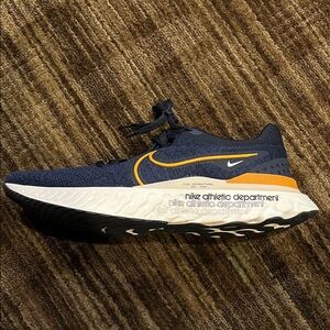 Nike Navy and Orange Running Shoes